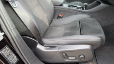 Volvo XC40 2.0 B3P Plus Black Edition 5dr Auto Petrol Estate